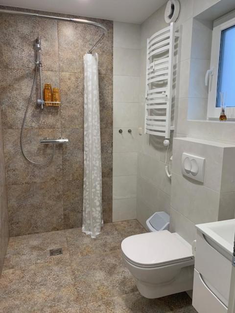 Cozy Apartment In Karmėlava Dış mekan fotoğraf